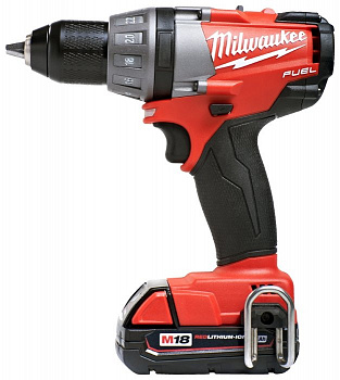 Дрель-шуруповерт Milwaukee M18 CDD-202C