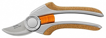 Секатор FISKARS Quantum P100
