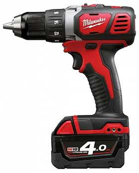 Дрель-шуруповерт Milwaukee M18 BDD-402C